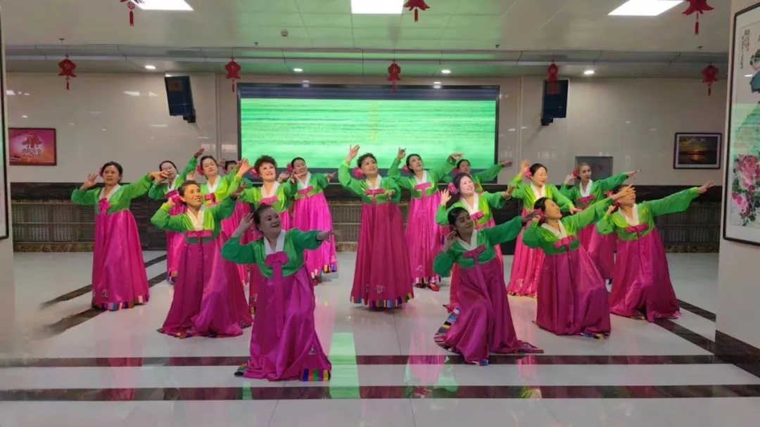 七台河市春晖养护院重阳节文艺演出